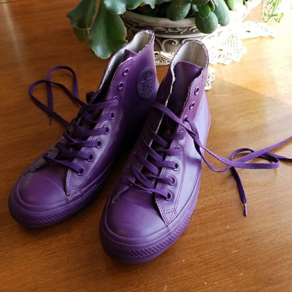 rubber chuck taylors